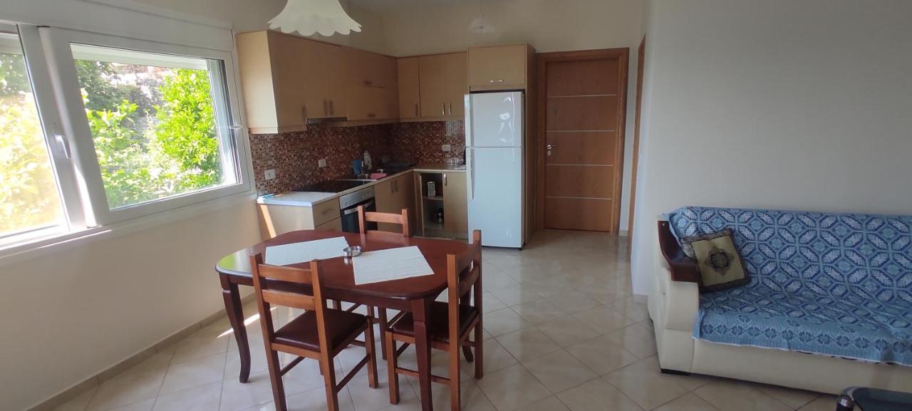 Lucas Apartments Himare Cameră foto